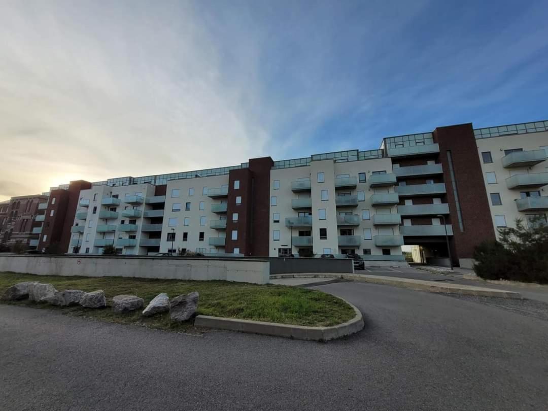 L'Alteia - L'Appartement Les Pieds Dans L'Eau Avec Place De Parking Prive Et Acces Direct A La Plage Berck Esterno foto